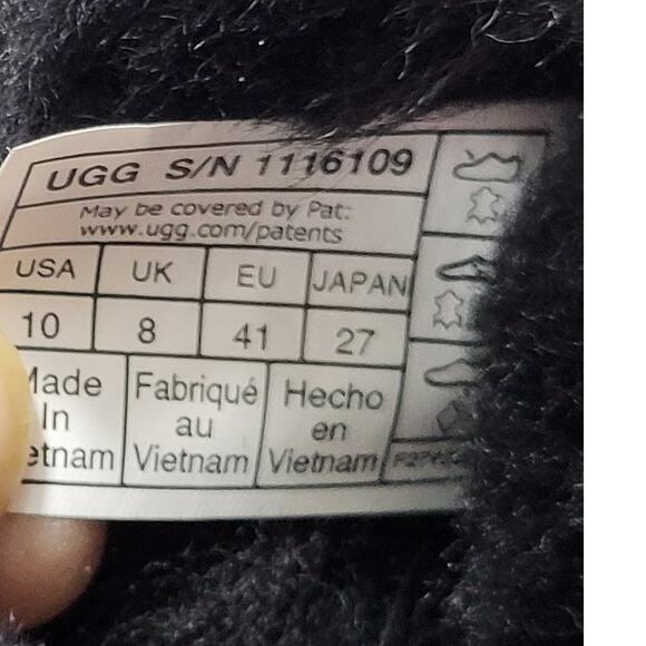 UGG Women's Classic Ultra Mini Black size womens boots size 10 - Picture 6 of 6